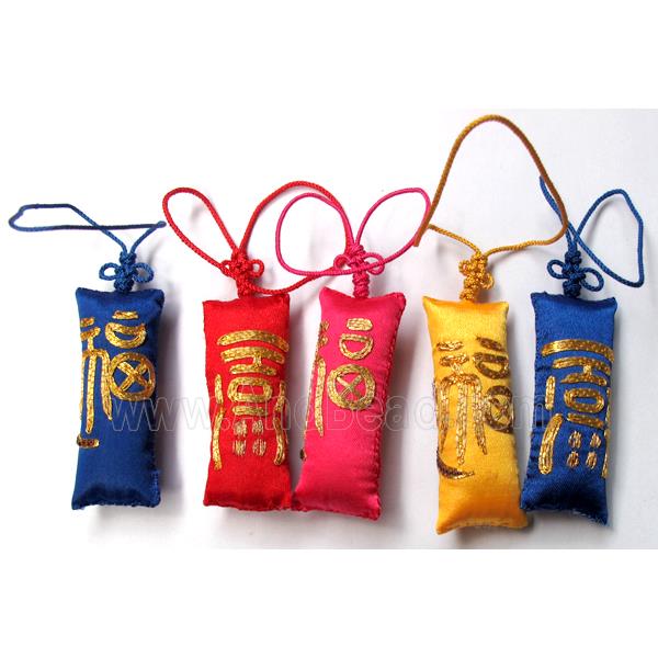 handmade Embroidery silk jewelry