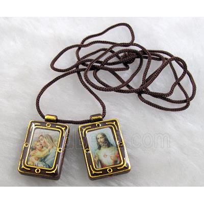 fashion necklace with plastic photo locket pendant
