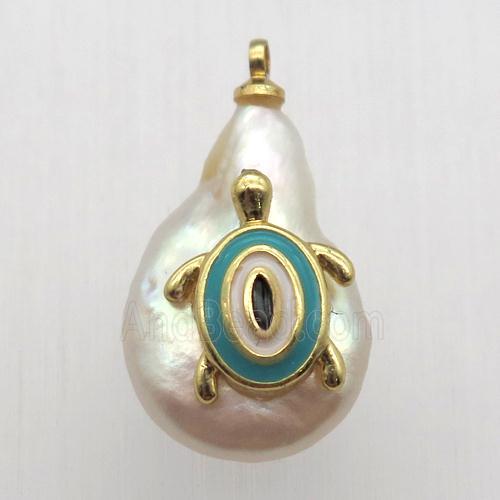 Natural pearl pendant with tortoise