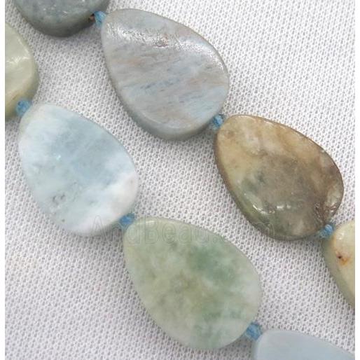 Aquamarine teardrop beads, flat