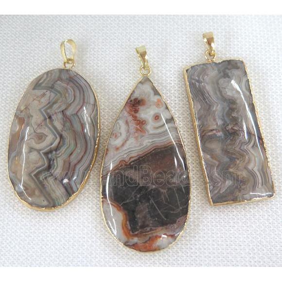 Agua Nueva Mexican Crazy Agate pendant, mix shaped, gold plated