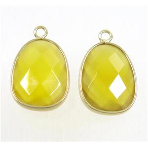 yellow crystal glass pendant, faceted teardrop, approx 15-20mm