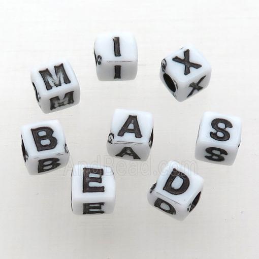 plastic lettle beads, cube, mix
