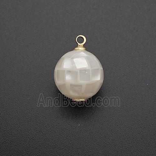White Shell Shell Round Pendant